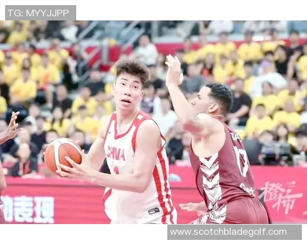 余嘉豪的成长之路与篮球梦想的追逐历程